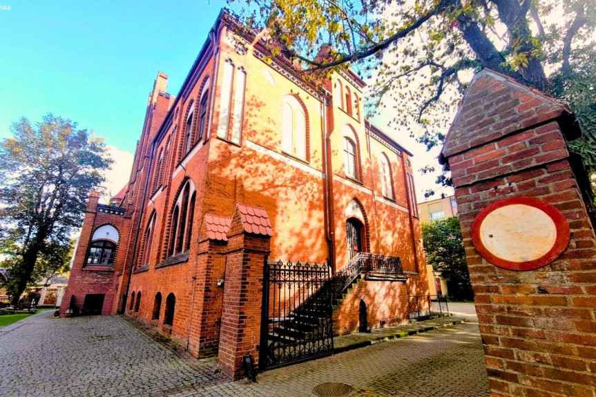 lęborski, Lębork, Armii Krajowej, Wynajem | Budynek biurowy | Lębork | Centrum