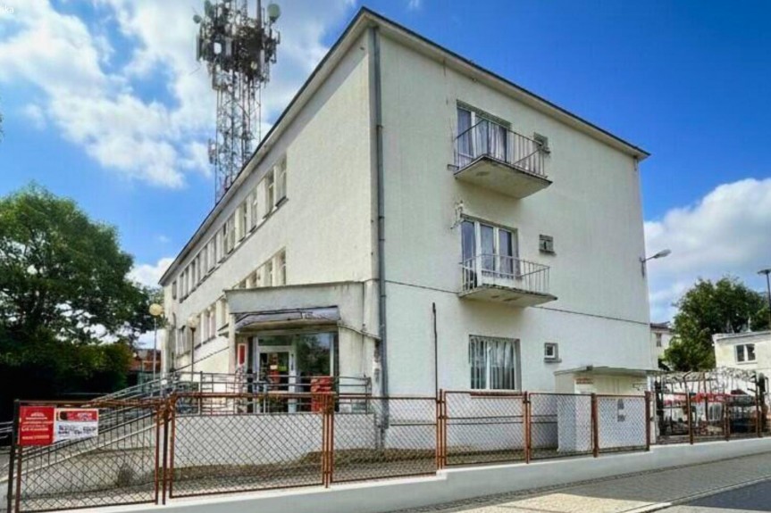 buski, Busko-Zdr&oacute;j, Adama Mickiewicza, Wynajem | Budynek biurowo-usługowy | Busko-Zdr&oacute;j