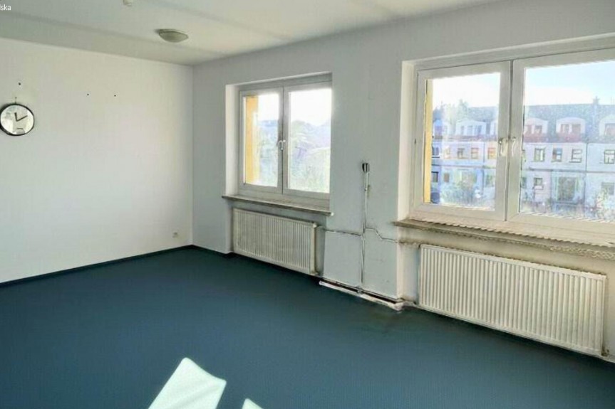 opatowski, Opat&oacute;w, pl. Obrońc&oacute;w Pokoju, Wynajem | Pom. biurowe | Opat&oacute;w | Rynek